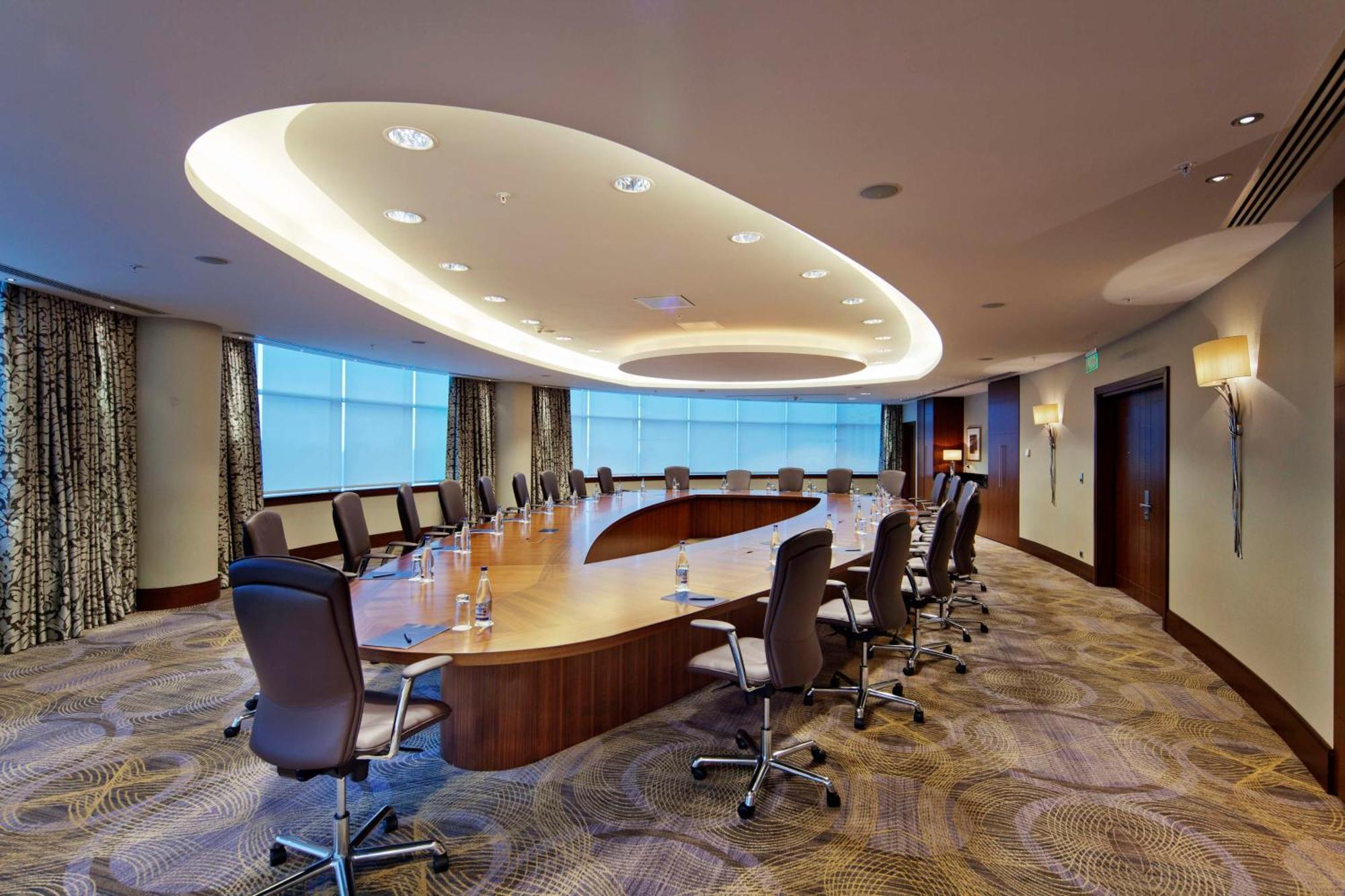 Hilton Baku Hotel Kültér fotó Boardroom